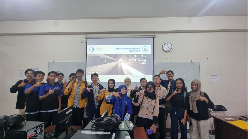 Foto Bersama Peserta Pelatihan BIM Arsitektur UWIKA