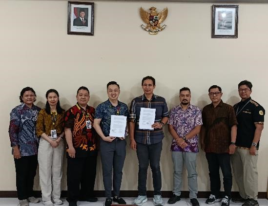 Foto bersama Tim UWIKA dan I2MI